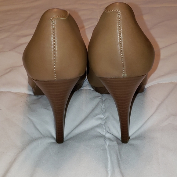 Tan heals - Picture 3 of 3